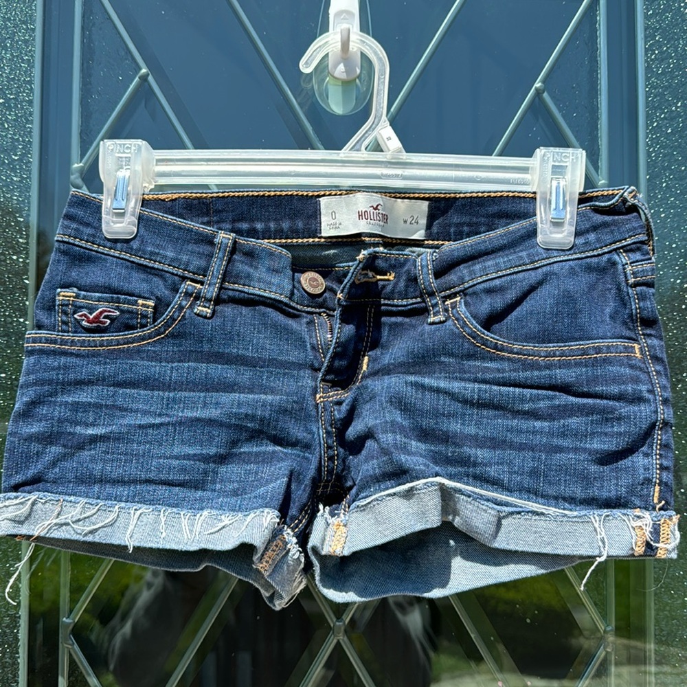 EUC Hollister Jean shorts size 0 24